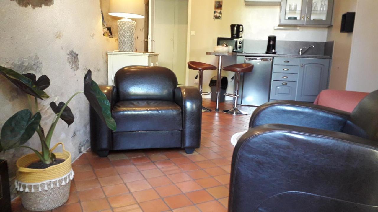Logis Louisblanc, Muraille Romaine, Lit Queen-Size, Centre Ville Λε Μανς Εξωτερικό φωτογραφία