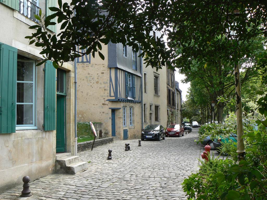 Logis Louisblanc, Muraille Romaine, Lit Queen-Size, Centre Ville Λε Μανς Εξωτερικό φωτογραφία