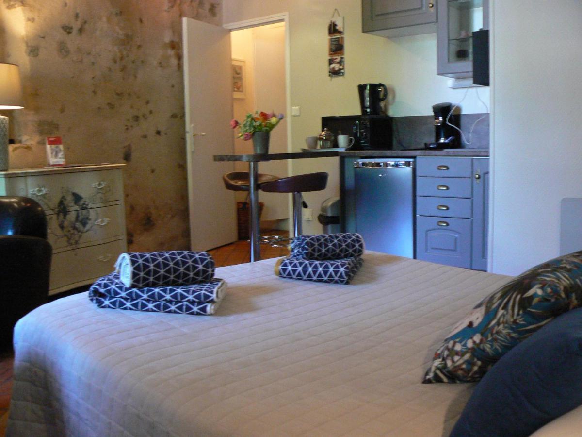 Logis Louisblanc, Muraille Romaine, Lit Queen-Size, Centre Ville Λε Μανς Εξωτερικό φωτογραφία